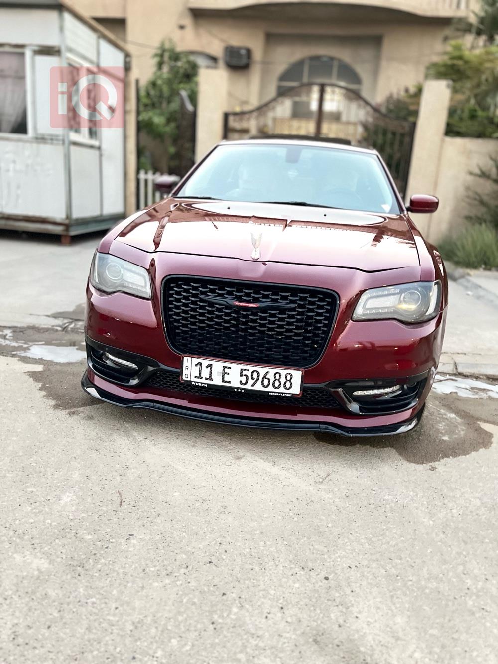 كرايسلر 300